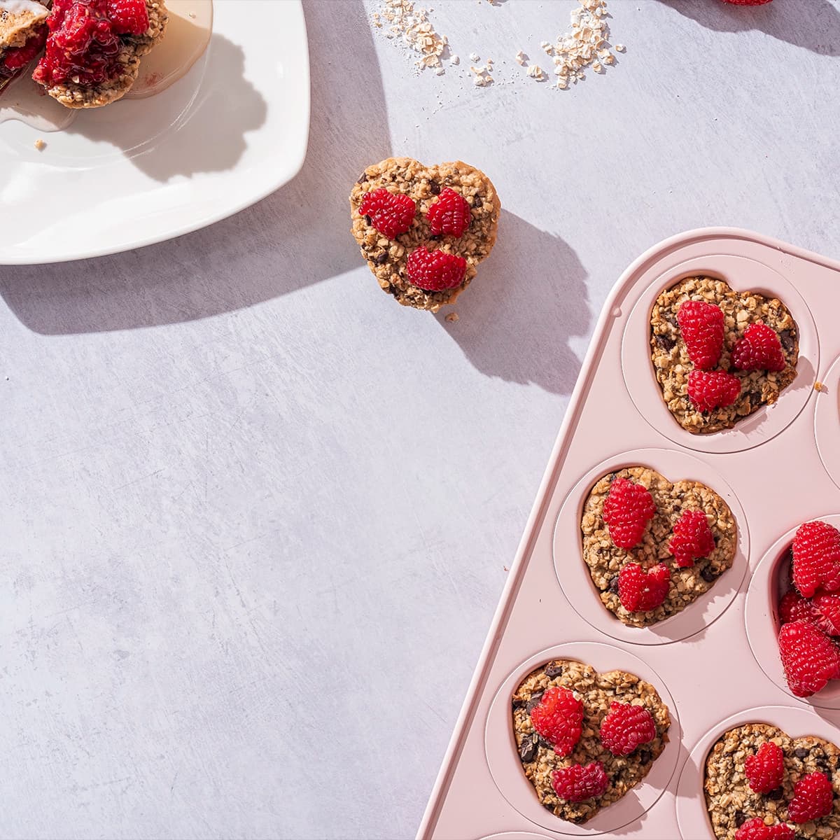 Raspberry Chocolate Chip Oatmeal Cups